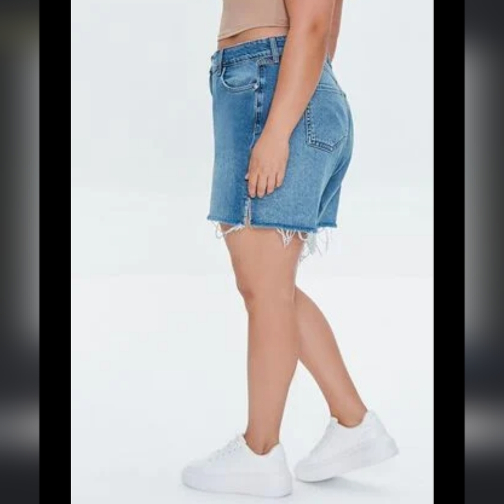 NWT Levi's Light Blue High Rise Women's Jeans